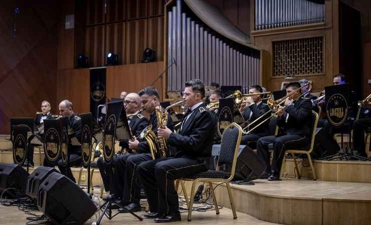 Başkentte Türk Armoni Yıldızları Orkestrası festival konserinde sahne aldı
