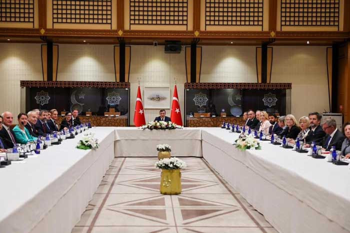 Cumhurbaşkanı Yardımcısı Yılmaz, AB üyesi ülkelerin büyükelçileri ile buluştu