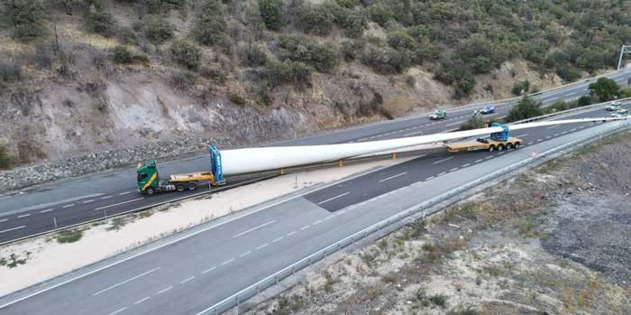 Kızılcahamam'da 90 metrelik dev kanatların geçişi görüntülendi - Resim : 2