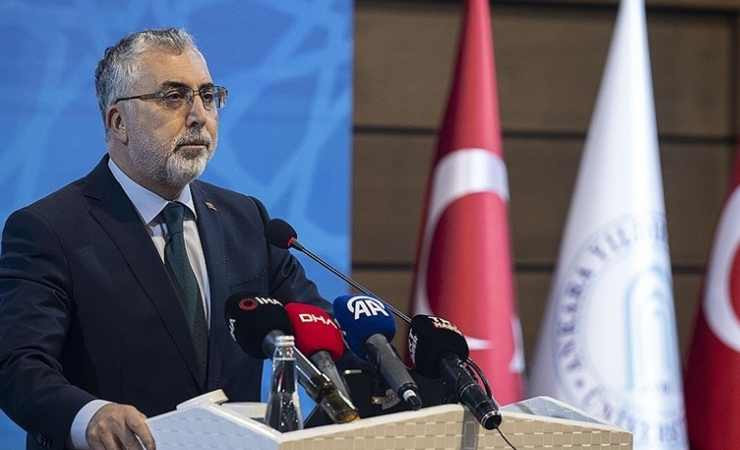 Vedat Işıkhan: CHP'li belediyeler önce SGK'ya olan prim borçlarını ödesinler