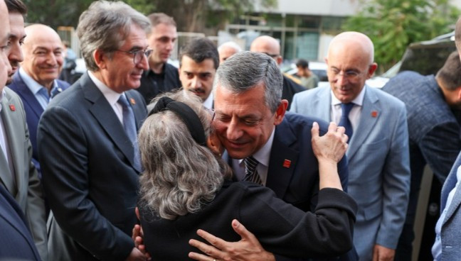 Özgür Özel: 'Yaşanan sıkıntıların hepsi doğum sancısıdır'