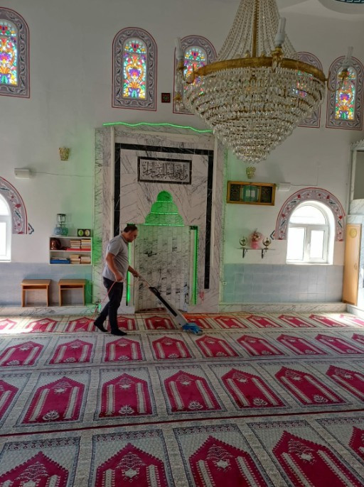 Pursaklar Belediyesi ilçe genelinde cami ve mescitleri temizledi