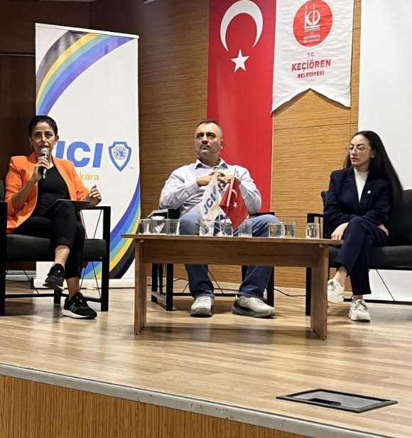 Keçiören Belediyesi'nden 'Geleceğin Yapay Zekâ Liderleri Zirvesi'