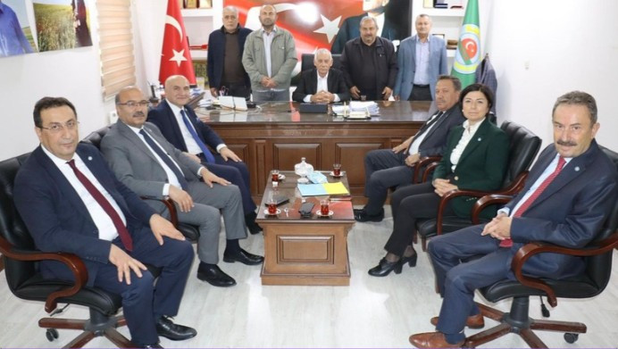 İYİ Parti heyeti Ankara'daki meslek örgütlerini ziyaret etti