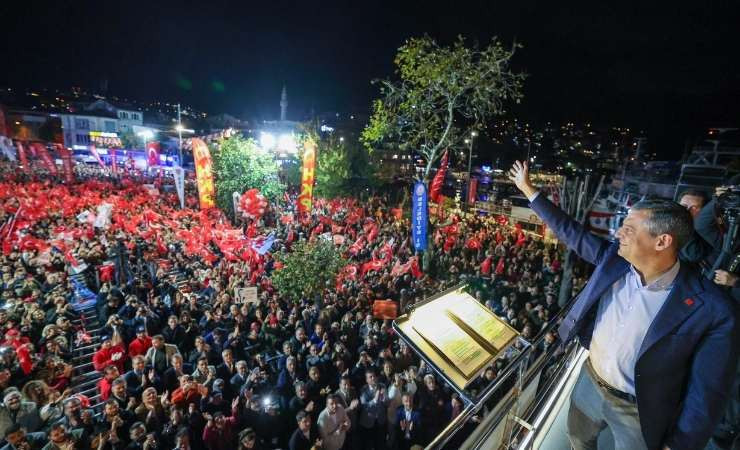 Özgür Özel: Arkadaşlarımızın beytülmala el uzatmadıklarını biliyoruz