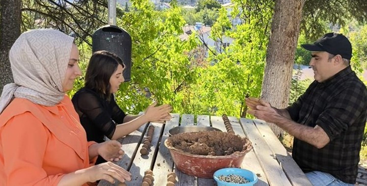 Beypazarı TMO orman yangınlarına karşı 20 bin tohum topu üretti