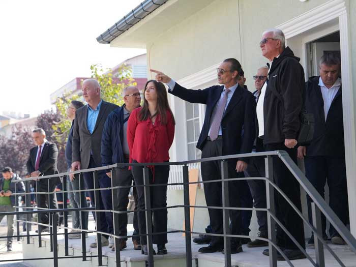 Etimesgut Belediye Başkanı Beşikcioğlu, Orta Bosna Kantonu heyetini kabul etti
