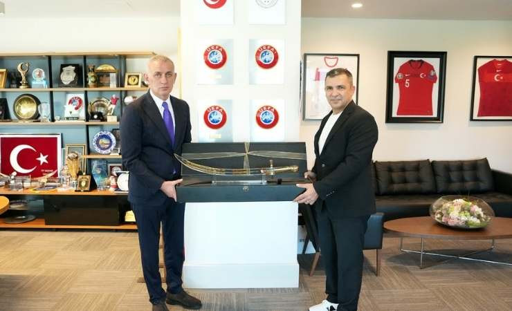 Etimesgut Spor’dan İbrahim Hacıosmanoğlu ve Cengiz Gökay’a ziyaret - Resim : 3