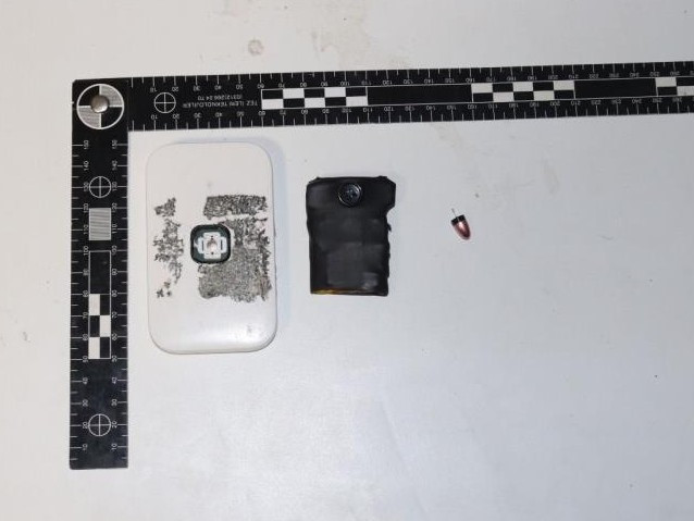 Ankara'da ehliyet sınavına elektronik kopya düzeneğiyle girmeye çalışan şahıs yakalandı