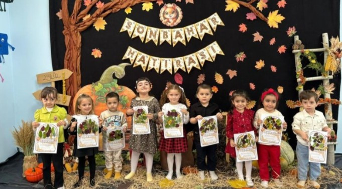Sincan Belediyesi Plevne Anne Çocuk Oyun Evi'nde sonbahar temalı etkinlik düzenlendi