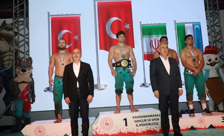 ASKİ Spor'dan Feyzullah Aktürk ve Osman Göçen, Dünya Şampiyonu oldular