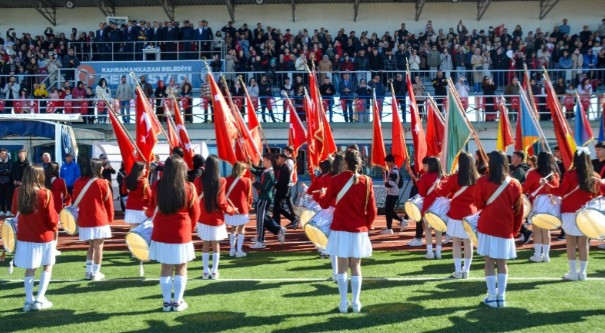 Kahramankazan'da 29 Ekim Cumhuriyet Bayramı için tören düzenlendi - Resim : 2