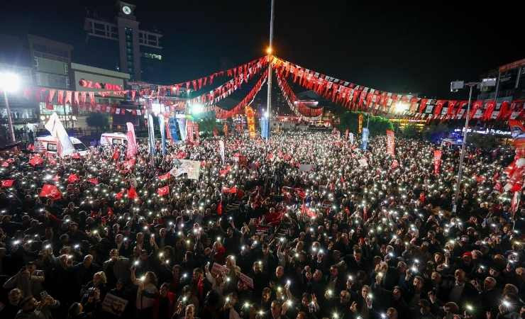 Özgür Özel, Millet İradesine Sahip Çıkıyor Mitinginde konuştu