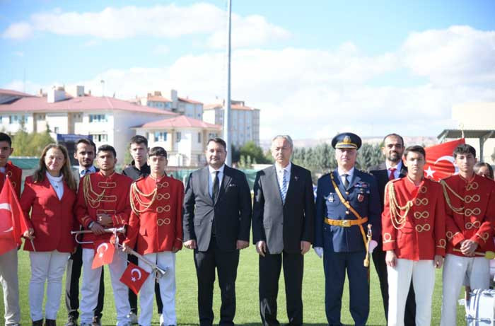 Kahramankazan Belediyesi, Cumhuriyetin 102. yaşını coşkuyla kutladı! - Resim : 3