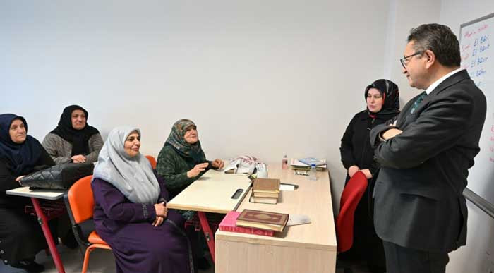 Altındağ Belediye Başkanı Tiryaki, Altındağlı kadınlarla buluştu - Resim : 5