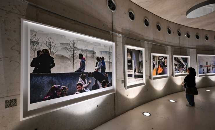 Zeki Demirkubuz'un kişisel fotoğraf sergisi Ankaralı sanatseverlerle buluştu