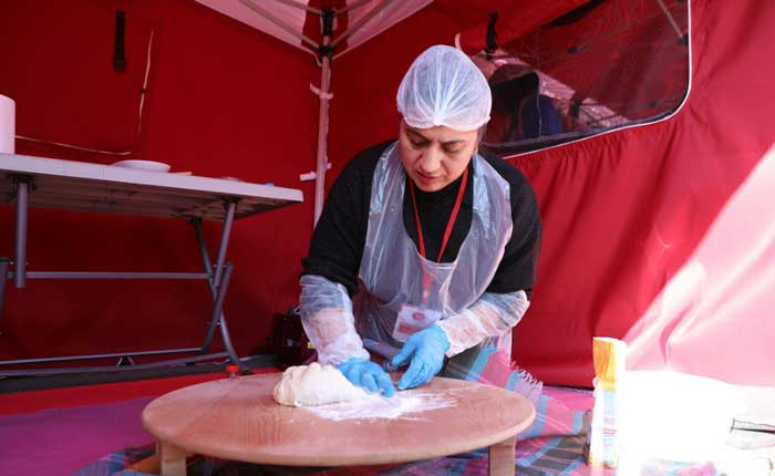 Keçiören Belediyesi'nin iş birliği ile düzenlenen yöresel yemek yarışması başladı - Resim : 7