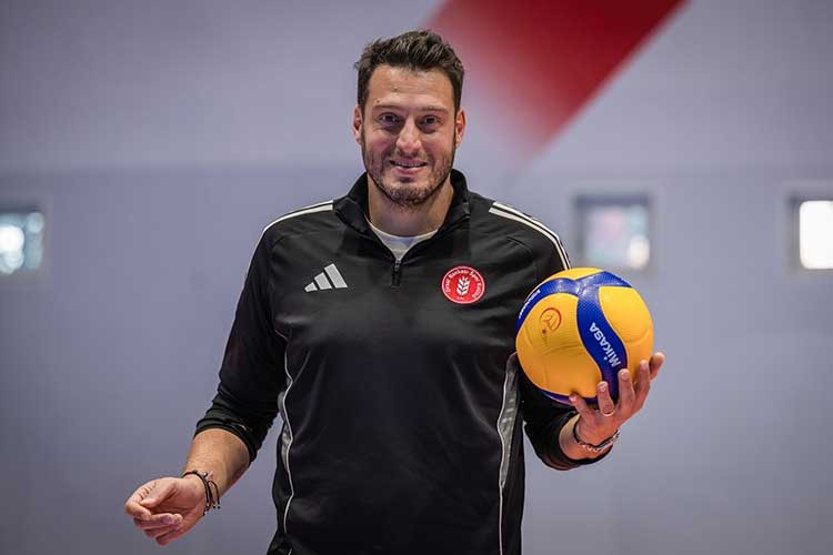 Ziraat Bankkart Başantrenörü Mustafa Kavaz'dan iddialı açıklamalar geldi