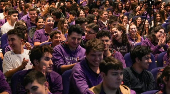 Etimesgut Belediye Başkanı Beşikcioğlu üniversite öğrencileriyle buluştu