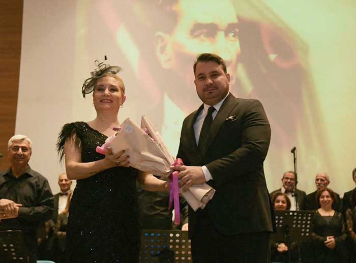 Kahramankazan Belediyesi, Atatürk'ün fikirlerini türkülerle canlandırdı - Resim : 2