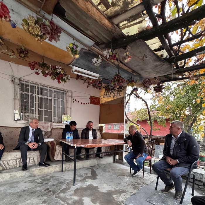 Pursaklar Belediye Başkanı Çetin'den acılı ailelere taziye ziyareti - Resim : 2