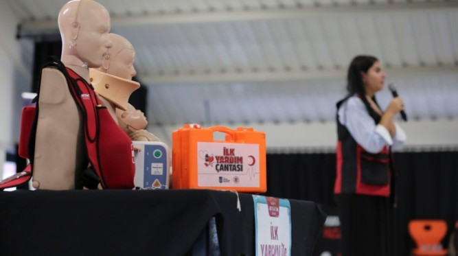 ABB öğrencilere iş sağlığı ve güvenliği ile ilk yardım farkındalık eğitimi verdi - Resim : 2