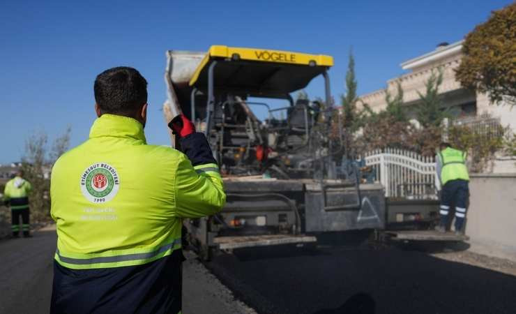 Etimesgut Belediyesi araç ve yaya güvenliğini artırıyor