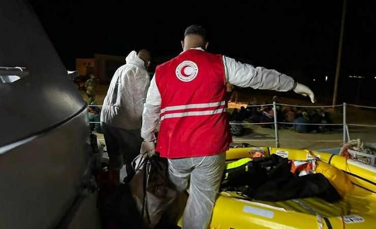 Düzensiz göçmenleri taşıyan tekneler Libya açıklarında alabora oldu: 4 ölü