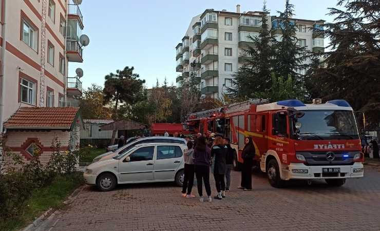 Kahramankazan'da evde çıkan yangın maddi hasar ile sonuçlandı