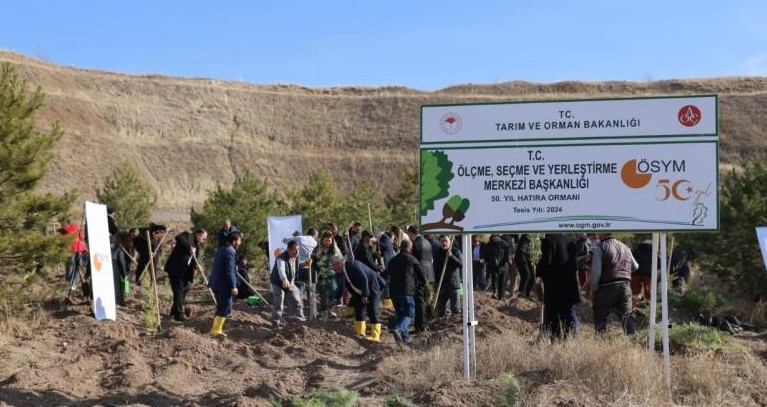 ÖSYM, 51’inci yılını AOÇ'ye fidan dikimi ile kutladı - Resim : 2