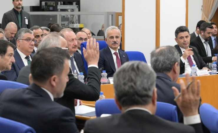 Abdulkadir Uraloğlu: Yasal olmayan VPN kullanımını tavsiye etmiyoruz