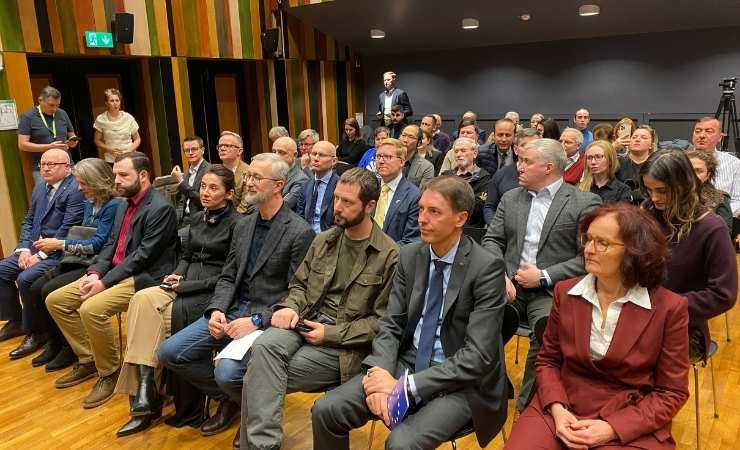 Ankara'da Andriivka'ya 2000 Metre belgeselinin özel gösterimi yapıldı