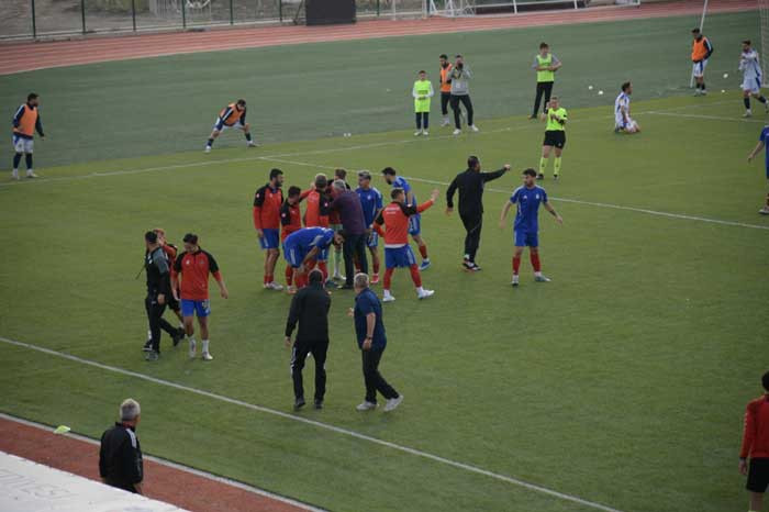 Kahramankazan Belediyespor BAL'da zirveye oturdu!