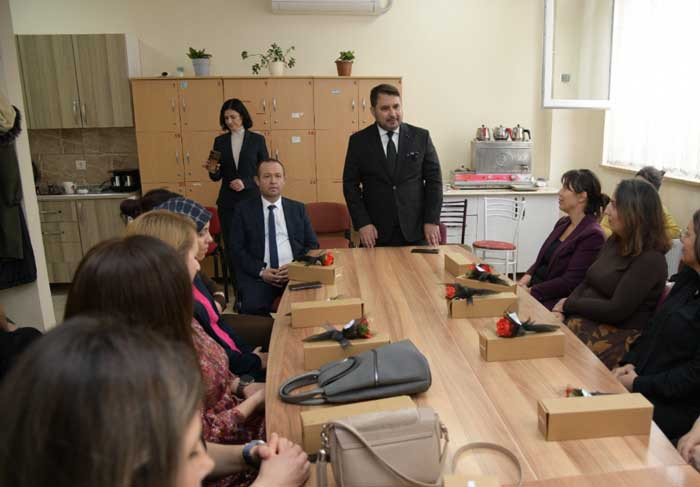 Kahramankazan Belediye Başkanı Selim Çırpanoğlu'ndan öğretmenlerle anlamlı buluşma - Resim : 2