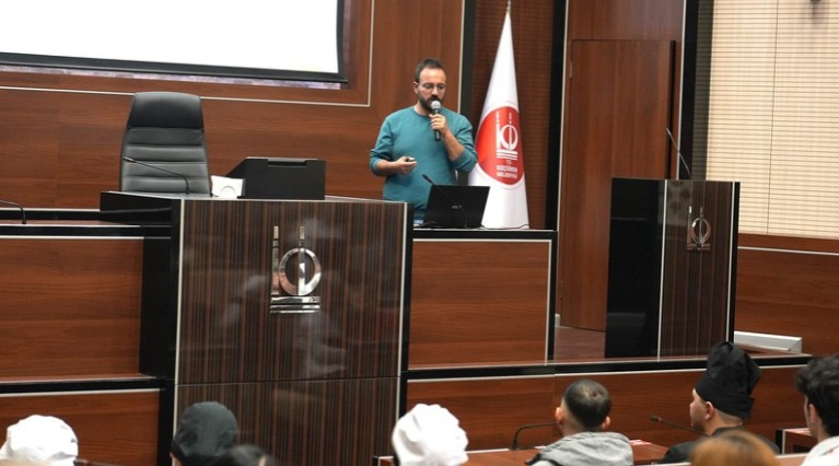 Keçiören Belediyesi stajyer öğrencilere sağlık eğitim programı düzenledi