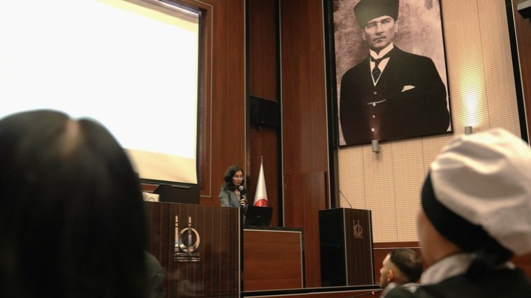 Keçiören Belediyesi stajyer öğrencilere sağlık eğitim programı düzenledi - Resim : 2