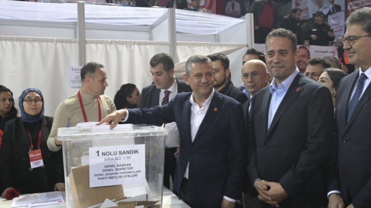 Özgür Özel'in A takımı belli oldu! İşte PM ve YDK listelerinde yer alan isimler