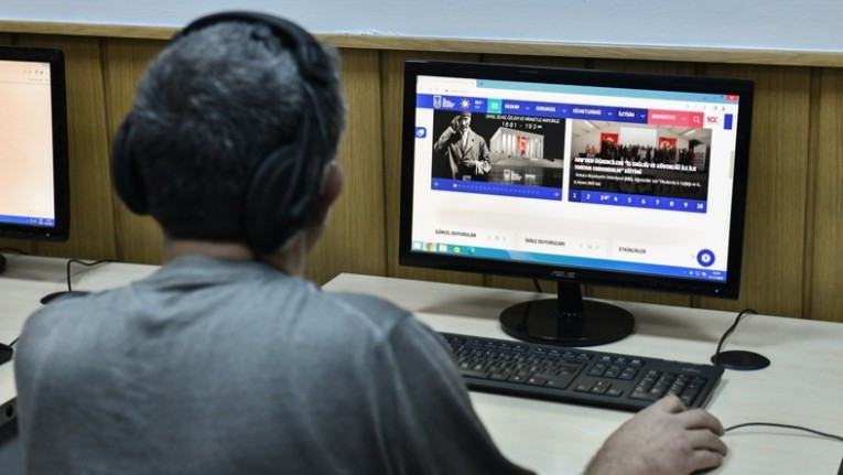 ABB'nin Görme Engelliler Eğitim ve Teknoloji Merkezi ücretsiz hizmet sunuyor