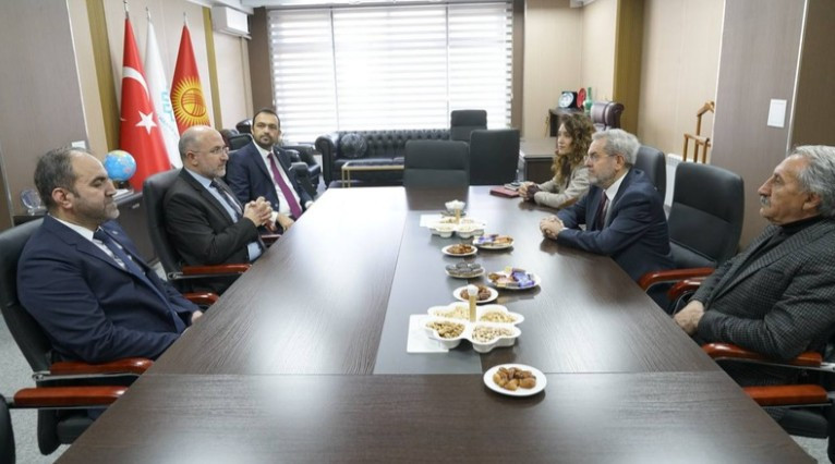 Ankara Üniversitesi ve Kırgızistan'daki 2 üniversite arasında akademik işbirliği protokolü imzalandı