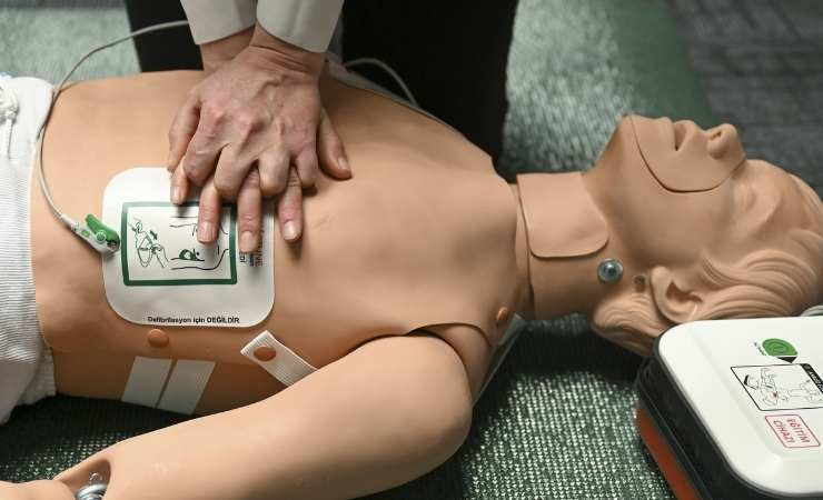 Ani kalp durmasında yerli ve milli OED cihazı hayat kurtaracak