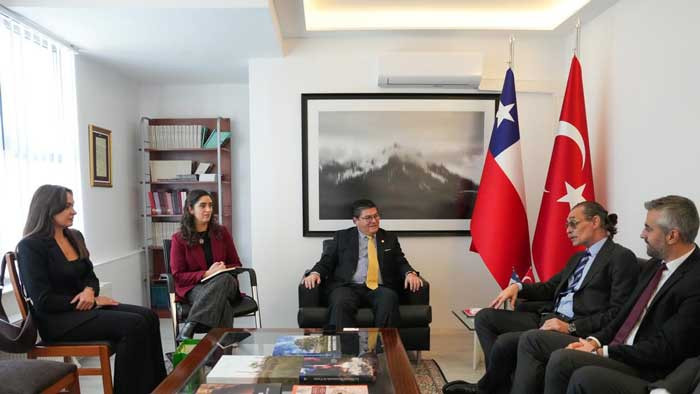 Etimesgut Belediye Başkanı Erdal Beşikcioğlu, Şili Büyükelçisi'ni ziyaret etti - Resim : 4