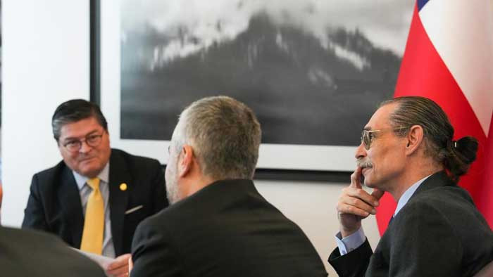 Etimesgut Belediye Başkanı Erdal Beşikcioğlu, Şili Büyükelçisi'ni ziyaret etti - Resim : 2