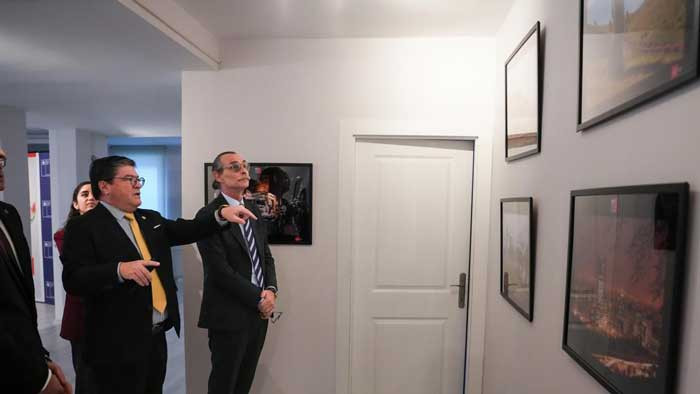 Etimesgut Belediye Başkanı Erdal Beşikcioğlu, Şili Büyükelçisi'ni ziyaret etti