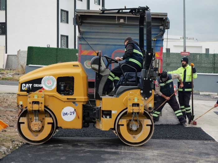 Etimesgut Belediyesi, Piyade, Fevziye ve Ballıkuyumcu Mahallelerinde asfalt çalışması gerçekleştirdi
