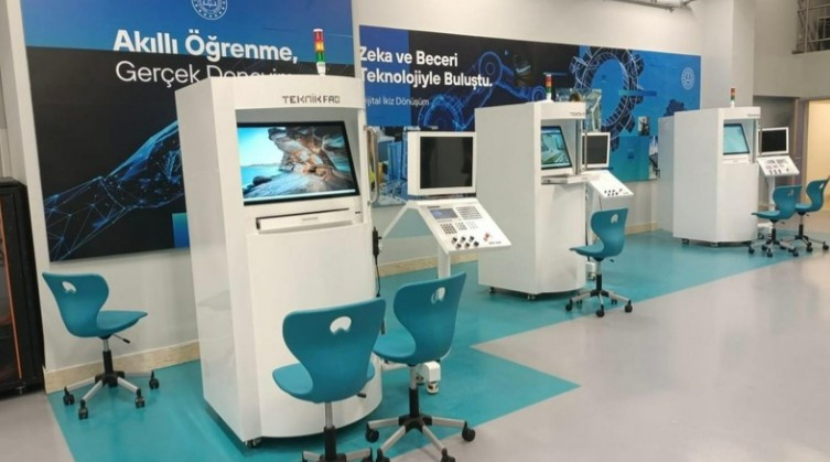 Ankara dahil 10 ilde meslek liselerinde dijital atölye dönemi!