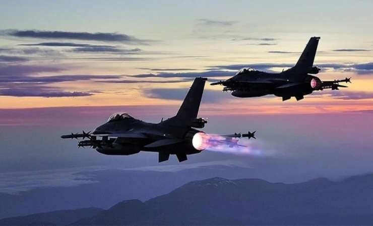 Karadeniz'de Türkiye hava sahasına yaklaşan İHA'nın düşürüldüğü açıklandı