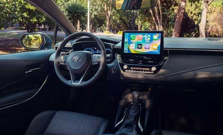 Toyota Corolla Hatchback Hybrid için yılın son indirimi açıklandı