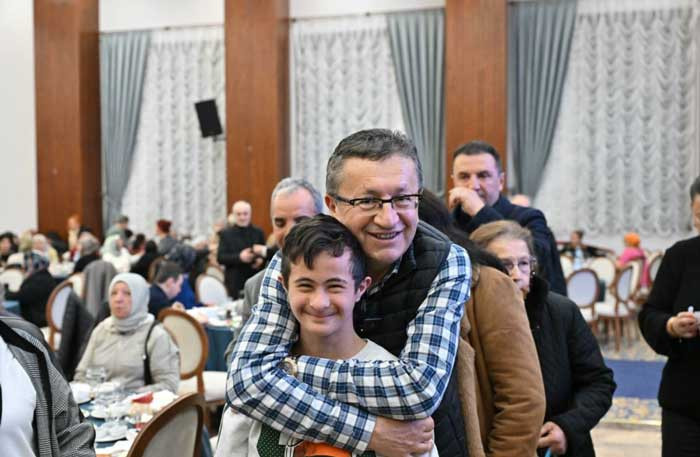 Altındağ Belediye Başkanı Tiryaki Hacettepe, Kale ve Gültepe mahallesi sakinleriyle buluştu - Resim : 2