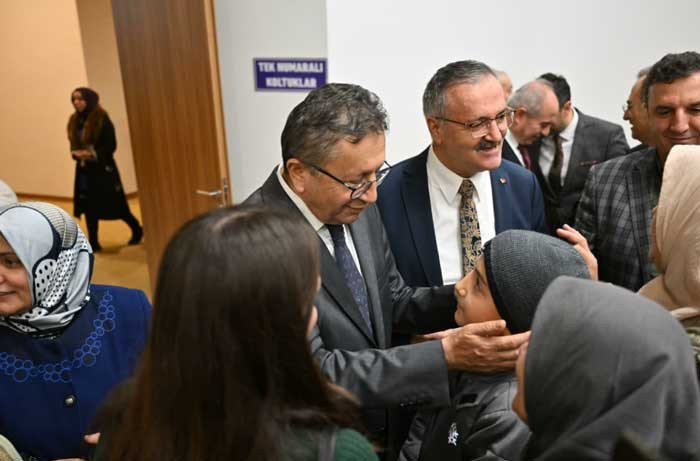 Altındağ Belediyesi Mevlânâ Celâleddîn-i Rûmi'yi maneviyat dolu programla andı! - Resim : 2