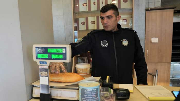 Keçiören Belediyesi zabıta ekiplerinden halk sağlığı için yoğun mesai